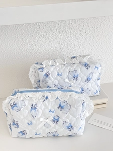 Quilted lace cosmetic bag with blue cat prints and ribbon bow for girls storage