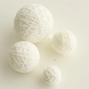 White Christmas Yarn Balls Handmade Plush Flannel Winding Ornaments For Holiday Decor Photography Props Home Party