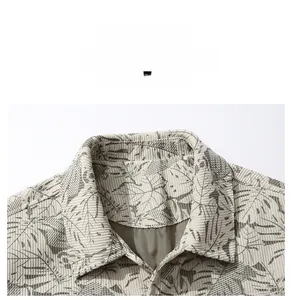 Detail of the high-quality corduroy collar with tropical leaf print and smooth lining