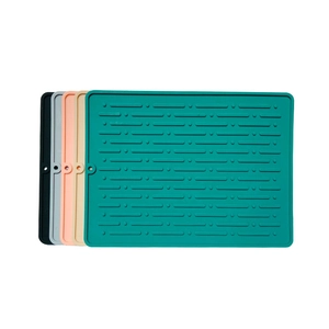 Durable silicone drying mat in multiple colors featuring non-slip striped texture