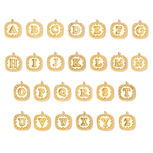 Ciondolo Lettera Iniziale Quadrata Acciaio Inossidabile Placcato Oro 14K Conchiglia Alfabeto Charm Per Creazione Gioielli DIY