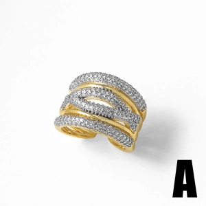 Meerlaagse crossover ring met 18k goudlaag en pavé gezette zirkonia steentjes