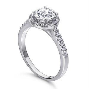 Elegant S925 sterling silver ring with a brilliant 1.2 carat zircon center stone