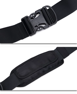 Detail of durable nylon shoulder strap with plastic buckle and padded cushion