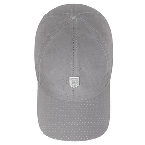 Gray quick-dry mesh baseball cap with R-letter shield logo for outdoor sun protection