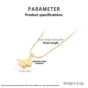 Detailed size specifications for the 15x11mm butterfly pendant and 45cm snake chain