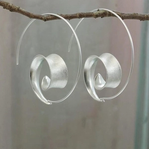 Boucles D'Oreilles Créoles Spirales Ailes Pour Femmes Métal Allié Rétro Avec Tige En Fer Finition Polie Mate Bijoux Mode