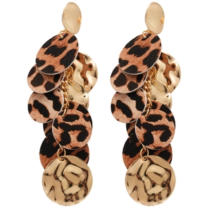 Boucles d'oreilles pendantes à imprimé léopard avec disques dorés martelés style bohème
