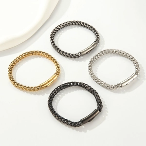 Pulseras de hombre de acero de titanio con cadena de hueso de dragón en cuatro colores