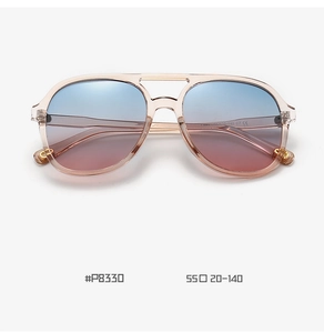 Detail of P8330 aviator sunglasses with pink frames and blue-pink gradient lenses