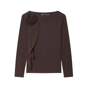 Brown long-sleeved T-shirt for women with elegant 3D fabric flower and pleated collar detail