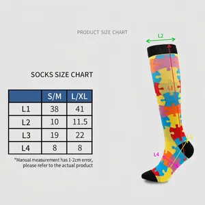 Size chart for athletic compression socks showing measurements for S/M and L/XL sizes