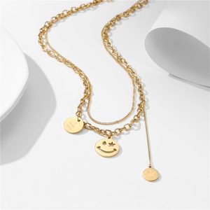 Collana a doppio strato in acciaio inossidabile dorato con smile e ciondolo I love you