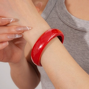 Bracelet Jonc En Résine Minimaliste Haute Brillance Épais Solide Rouge Rond Bijoux De Mode Pour Femmes