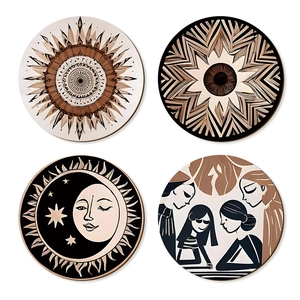 Set de 4 adornos de pared bohemios de madera con motivos de sol luna y arte lineal