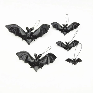 Halloween Hanging Bat Decorations Plastic Realistic Spooky Flying Bats Luminous Black Party Props Haunted House Decor