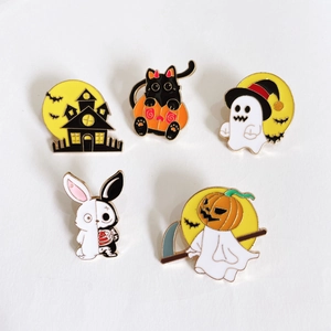 Halloween Enamel Brooch Pin Ghost Pumpkin Black Cat Bat Castle Skeleton Funny Cartoon Zinc Alloy Jewelry For Bag Jacket Gift