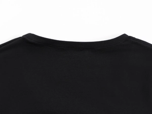 Detail of the high-quality double-stitched neckline on a black slim fit athletic t-shirt