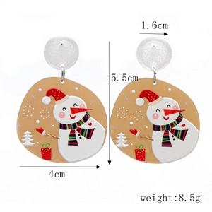 Dimensions détaillées des boucles d'oreilles bonhomme de neige: hauteur 5,5cm et poids 8,5g