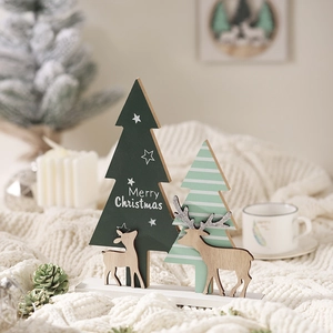 Kreative Weihnachtsbaum- und Rentier-Tischdeko aus Holz für nordische Feststimmung