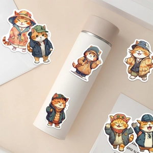 Autocollants de chats oranges mignons sur bouteille isotherme blanche, style cartoon