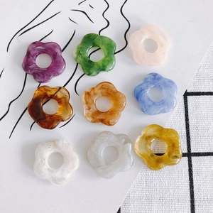 26mm acrylic flower pendants in various marble colors for DIY jewelry making