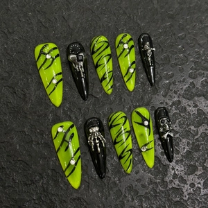 Handmade Press On Nails Gothic Punk Style Long Stiletto Neon Green Black Metal Skull Rhinestone Decor