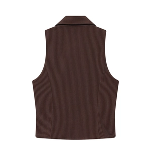 Vue arrière d'un gilet sans manches marron à rayures avec col rabattu et coupe ajustée