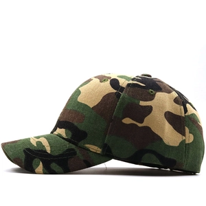 Classic jungle camouflage baseball cap for outdoor sun protection with curved brim