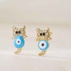 Süße 18K vergoldete Katzenohrstecker mit blauem Evil Eye Muster und glitzernden Zirkon