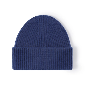 Bonnet en laine mérinos bleu foncé avec maille côtelée et large revers pour l'hiver