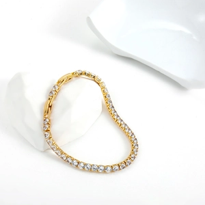 Minimalist 18K gold plated stainless steel tennis bracelet with square cubic zirconia stones