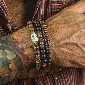Vintage Herren Perlenarmband Holz Türkis Totenkopf Elastisches Charm Armband Böhmischen Tribal Stil Schmuck Für Den Alltag Urlaub