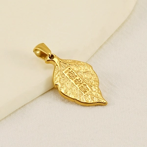Pendente Foglia Placcato Oro 18K Acciaio Inossidabile 304 Ciondolo Portafortuna Per Collana Gioielli Moda Uomo Donna