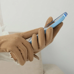 Brown fleece lined thermal gloves for women featuring touchscreen fingers and decorative stitching