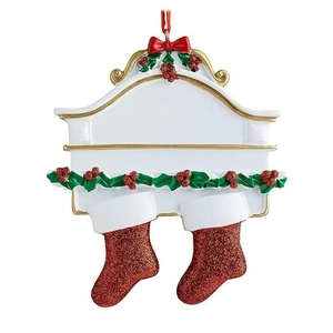 DIY-Kamin-Weihnachtsschmuck aus Harz mit roten Socken für den Weihnachtsbaumschmuck