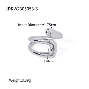 Bague ouverte minimaliste en acier titane argenté au design fluide et dimensions