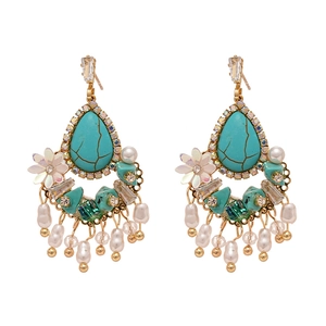 Vintage flower drop earrings with turquoise stones and white pearls in French style