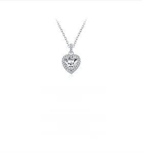 Detailed close-up of S925 sterling silver necklace featuring a 1ct heart moissanite pendant