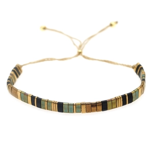 Bracelet en perles bohème fait main avec perles rectangulaires bronze, noir mat et patine