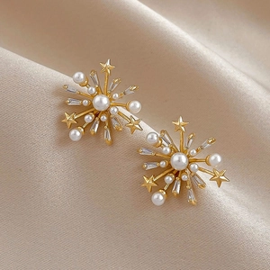 Elegant gold flower stud earrings with fireworks design, faux pearls and sparkling crystals