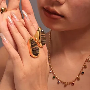 Vintage 18K Gold Plated Stainless Steel Ring With Waterdrop Natural Wood Grain Stone For Women Luxury Geometric Ring