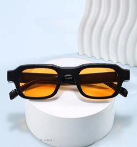 Detail of CY5575 square sunglasses featuring thick black frames and orange tinted lenses