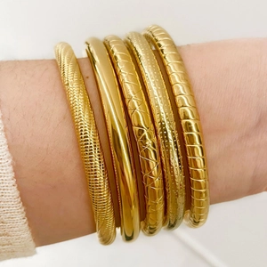 Fashion Stainless Steel Bangle For Women Waterproof PVD Gold Silver Plated Textured Grid Screw Pattern Commuting Bracelet Jewelry