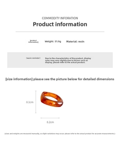 Detailed size specifications of the amber resin bangle with width 8.2cm and weight 51.9g