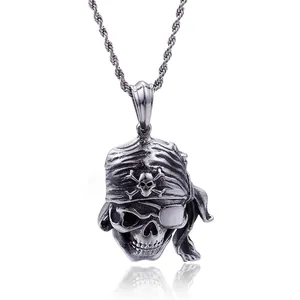 Pendentif Crâne De Pirate Rétro Acier Inoxydable Gothique Punk Bijoux Hommes Vieilli Foulard Oeil Strass Rouge