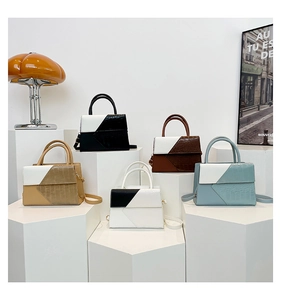 Détails des sacs à main bicolores en cinq couleurs avec motif crocodile et poignées hautes