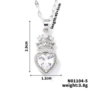 Detailed size specifications for silver heart crown necklace with white zircon stones