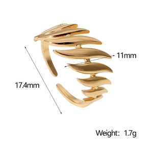 Detail of 18k gold plated stainless steel leaf ring showing dimensions and 1.7g weight