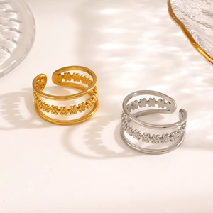Three-layer open stainless steel ring with flower design in gold and silver finish